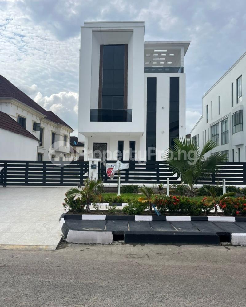 5 bedroom House for sale Osapa london Lekki Lagos