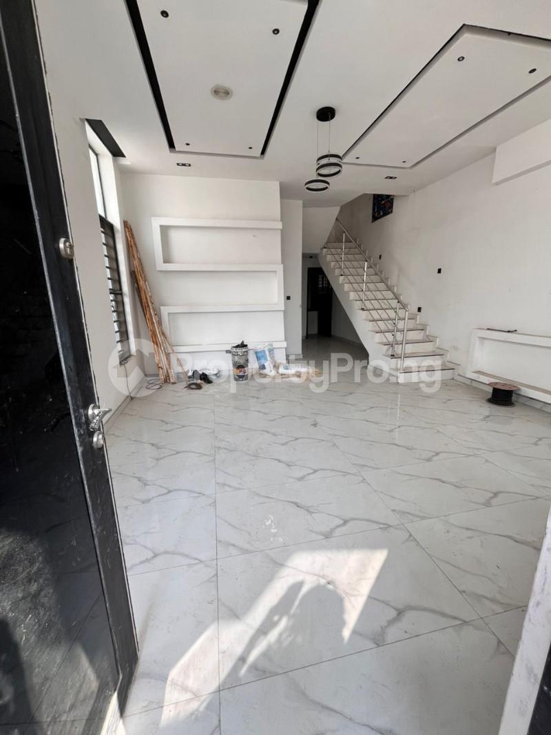 5 bedroom House for rent Ikate Lekki Lagos