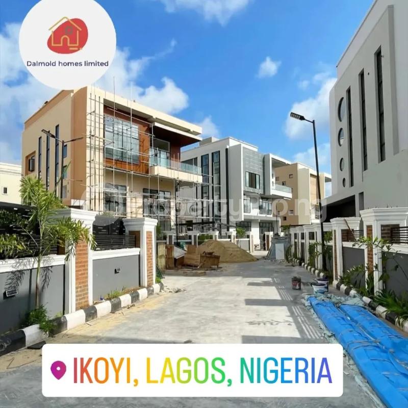 5 bedroom House for sale . Old Ikoyi Ikoyi Lagos