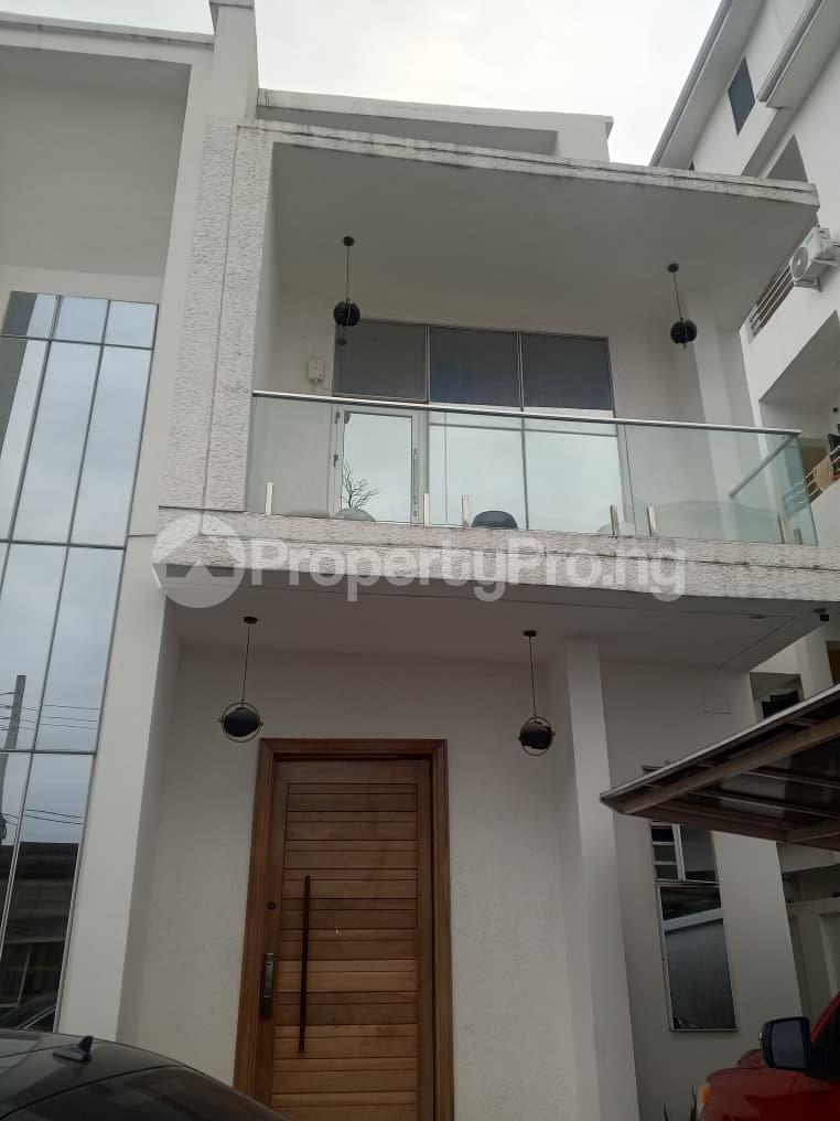 5 bedroom House for sale Ologolo Lekki Lagos