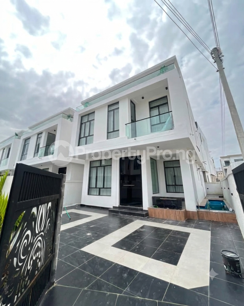 5 bedroom House for sale Chevron Lekki Lagos