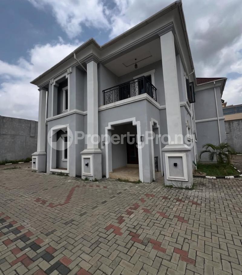 5 bedroom House for rent Guzape Abuja