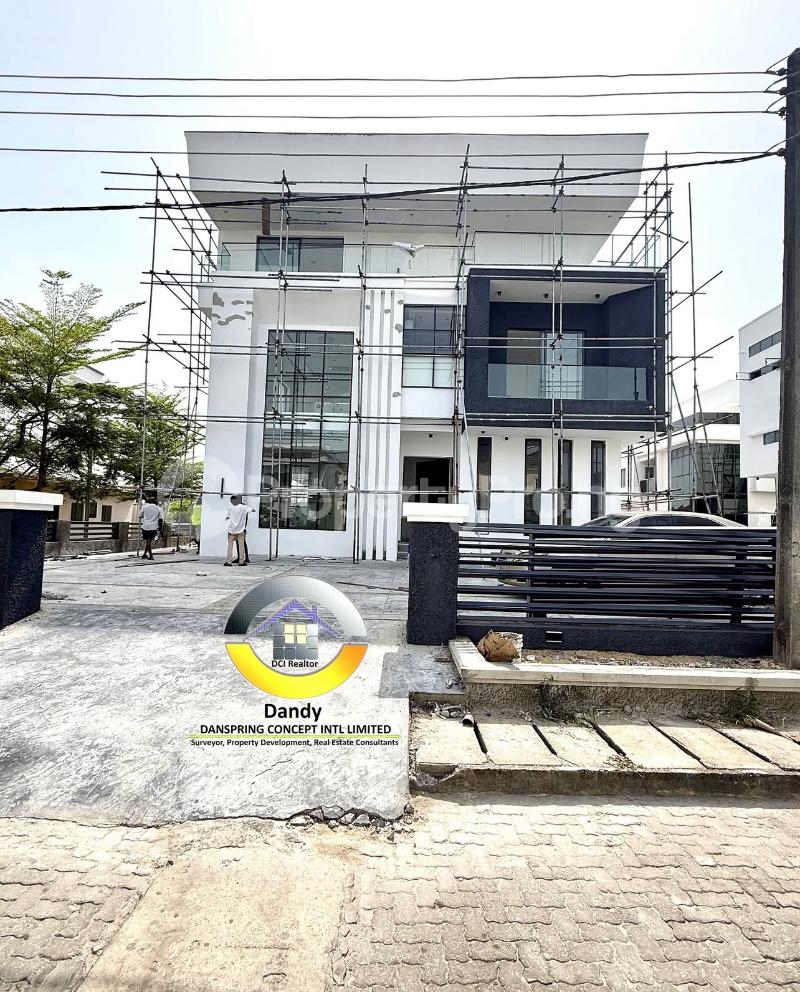 5 bedroom House for sale Osapa london Lekki Lagos