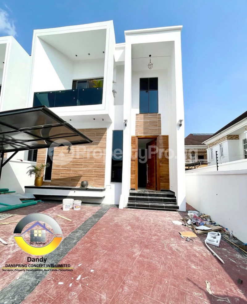 5 bedroom House for sale chevron Lekki Lagos
