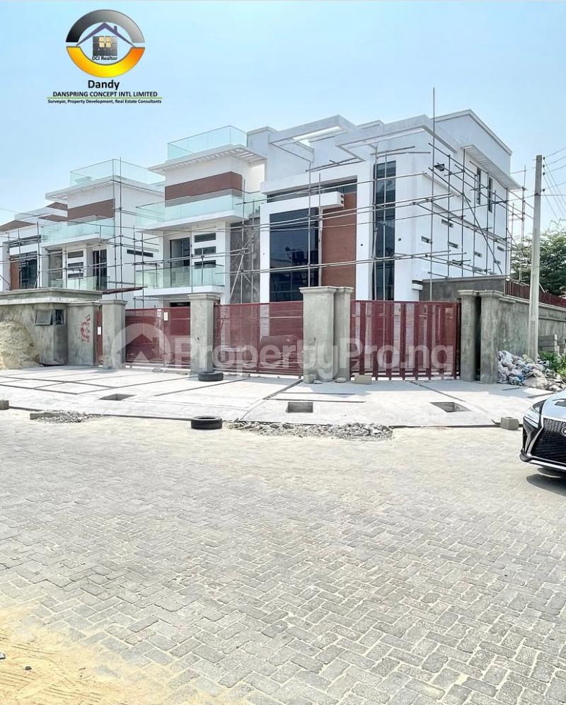 5 bedroom House for sale Lekki Lagos