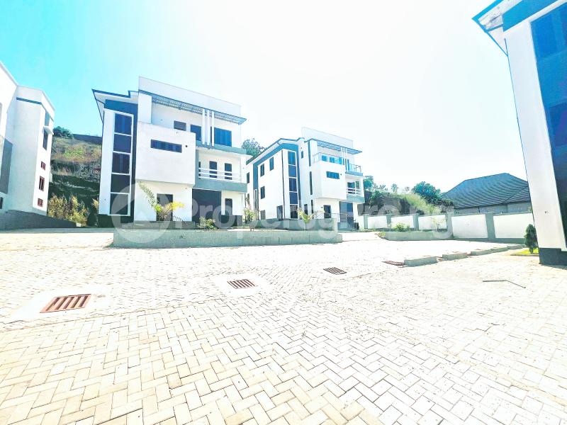 5 bedroom House for sale Guzape Abuja