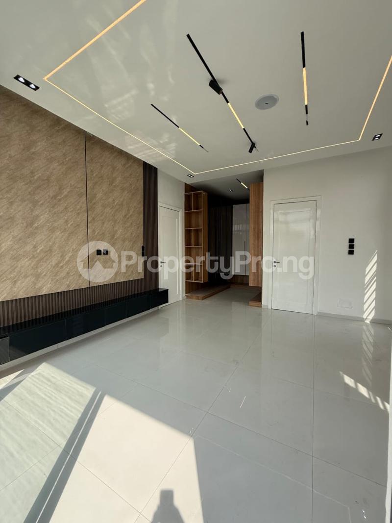 5 bedroom House for sale Abraham adesanya estate Ajah Lagos