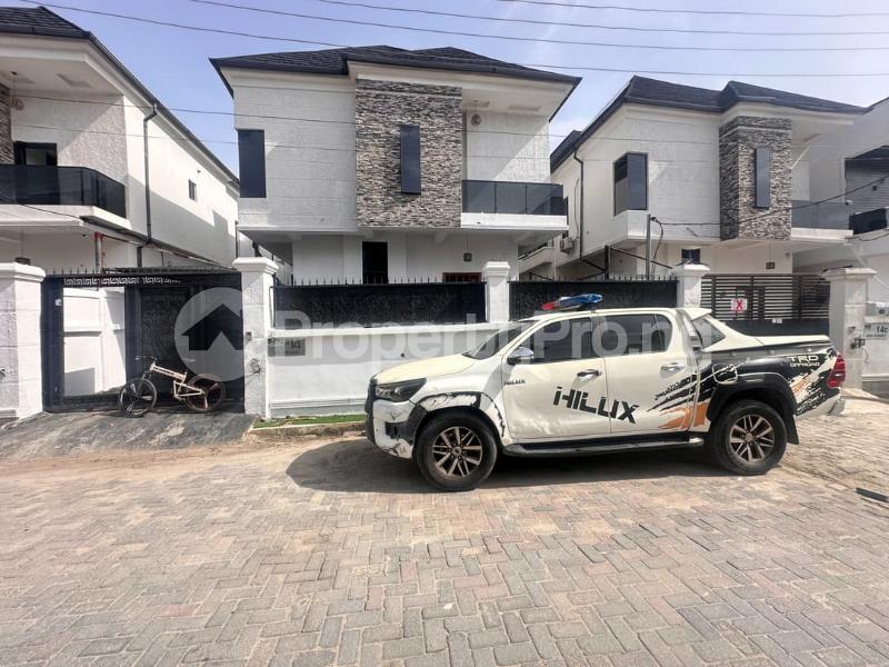 5 bedroom House for rent Ikota Lekki Lagos