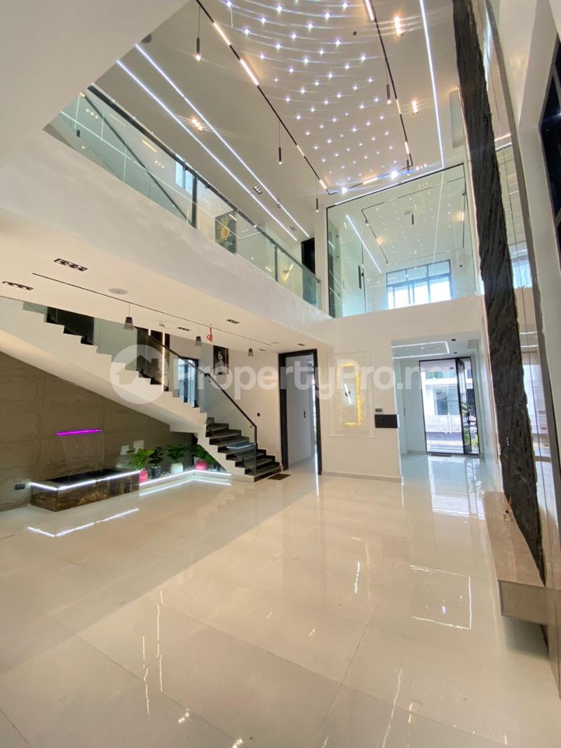 5 bedroom House for sale Chevron Lekki Lagos