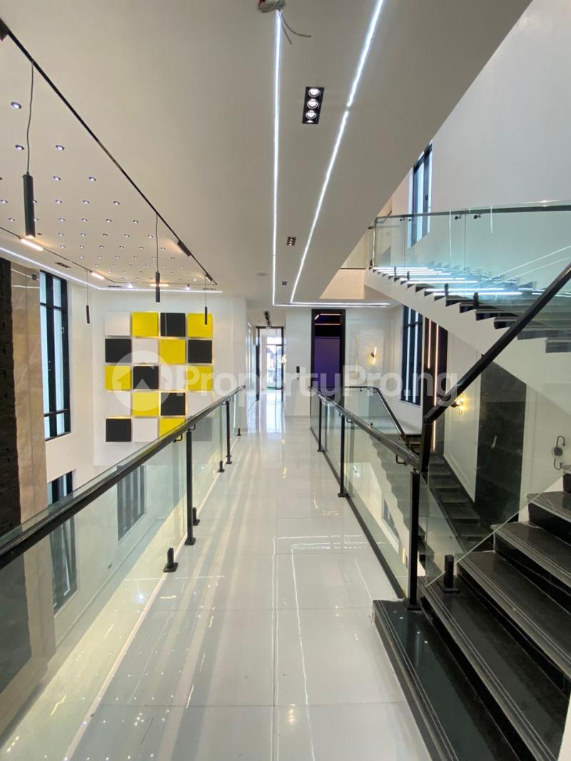 5 bedroom House for sale Chevron Lekki Lagos