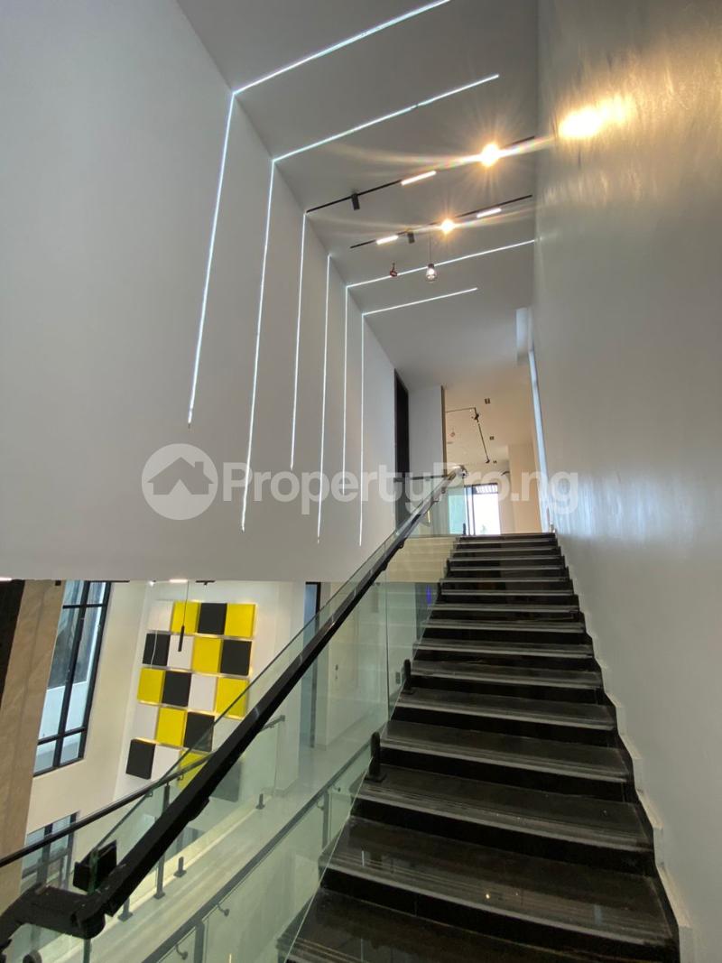 5 bedroom House for sale Chevron Lekki Lagos