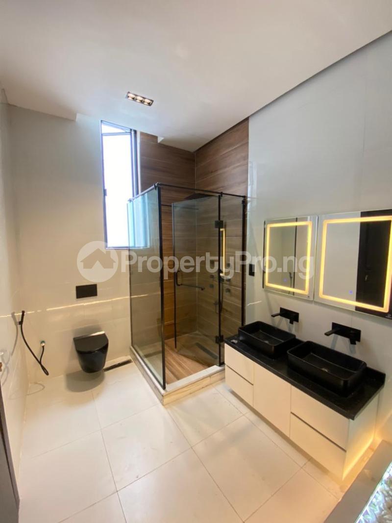 5 bedroom House for sale Chevron Lekki Lagos