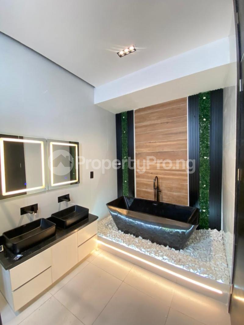 5 bedroom House for sale Chevron Lekki Lagos