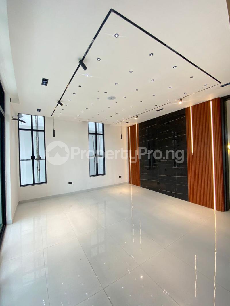 5 bedroom House for sale Chevron Lekki Lagos