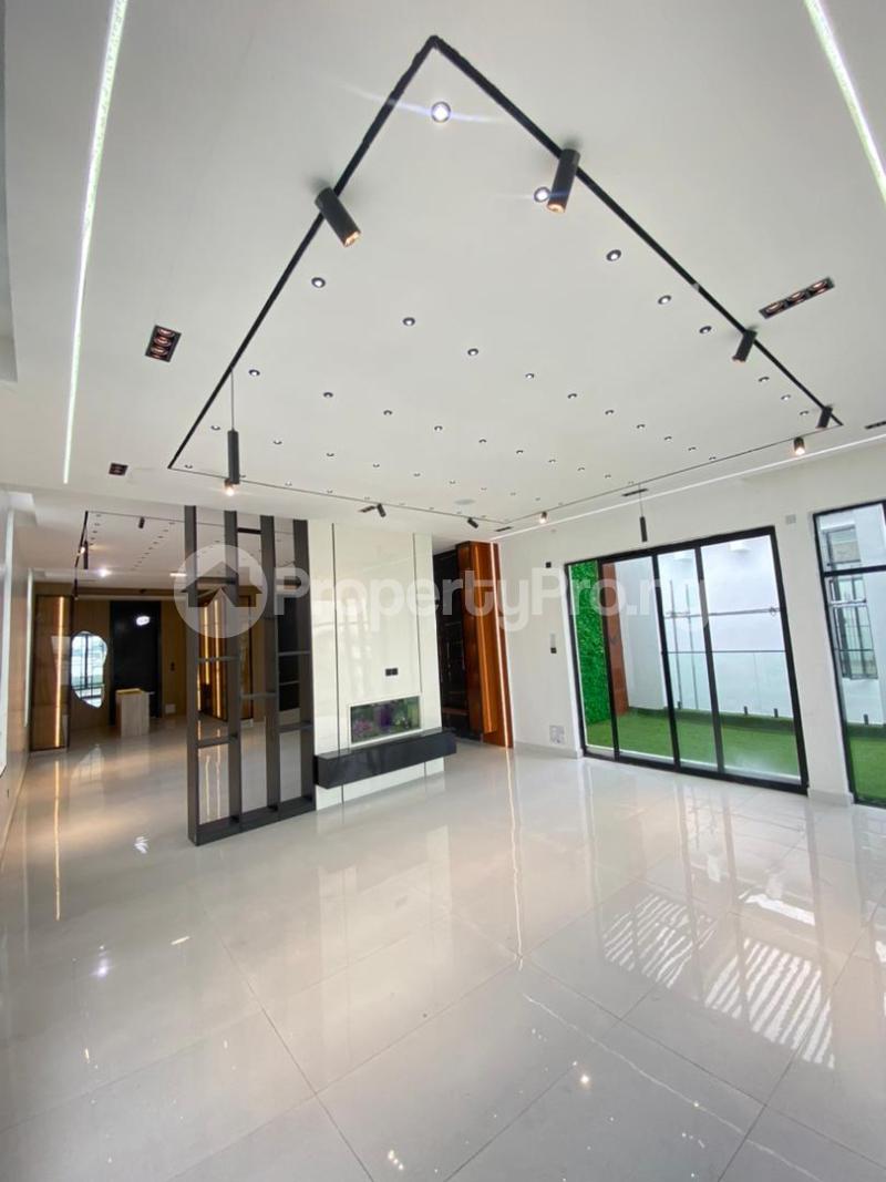 5 bedroom House for sale Chevron Lekki Lagos