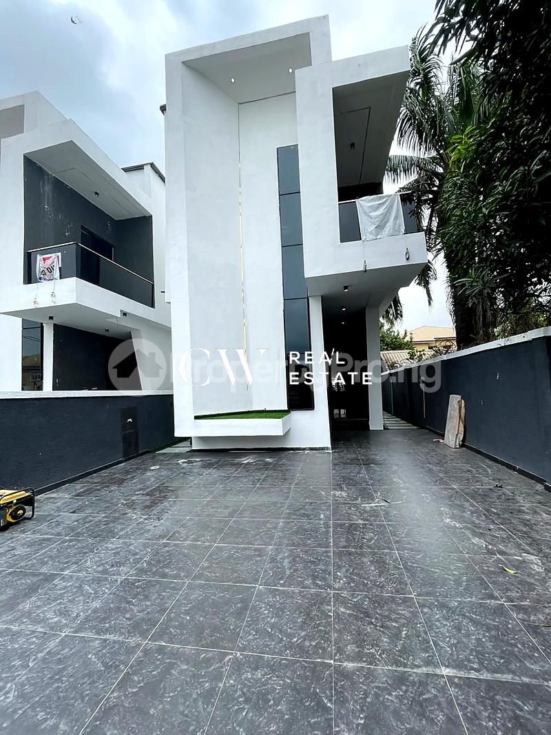 5 bedroom House for sale Lekki Lagos