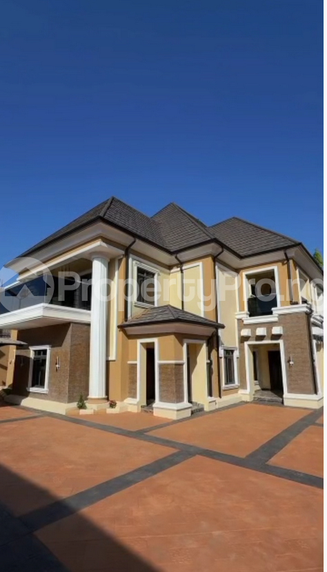 5 bedroom House for sale Gwari Crescent Kaduna North Kaduna