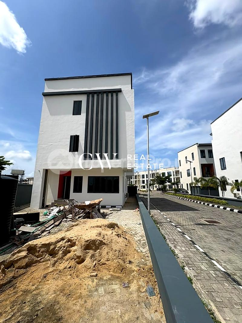 5 bedroom House for rent Lekki Lagos