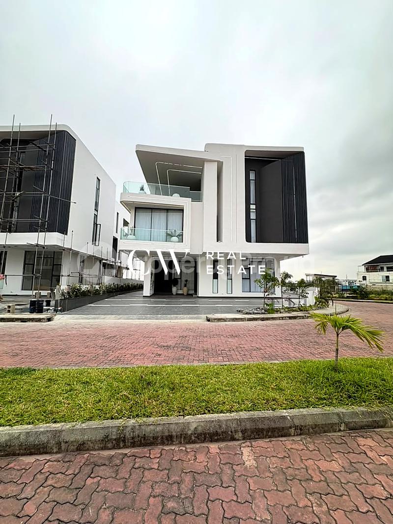 5 bedroom House for sale Lekki Lagos