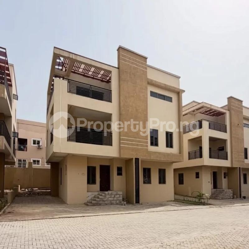 5 bedroom House for sale Life Camp Abuja