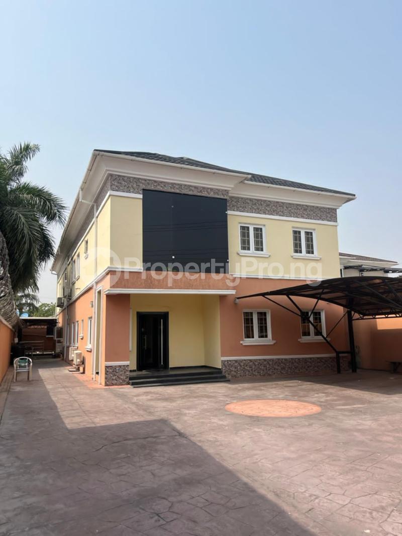 5 bedroom House for sale Admiralty Way Lekki Lagos