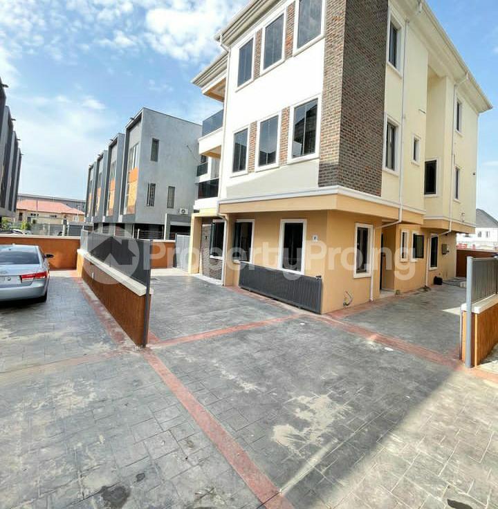 5 bedroom House for rent Ikate Lekki Lagos