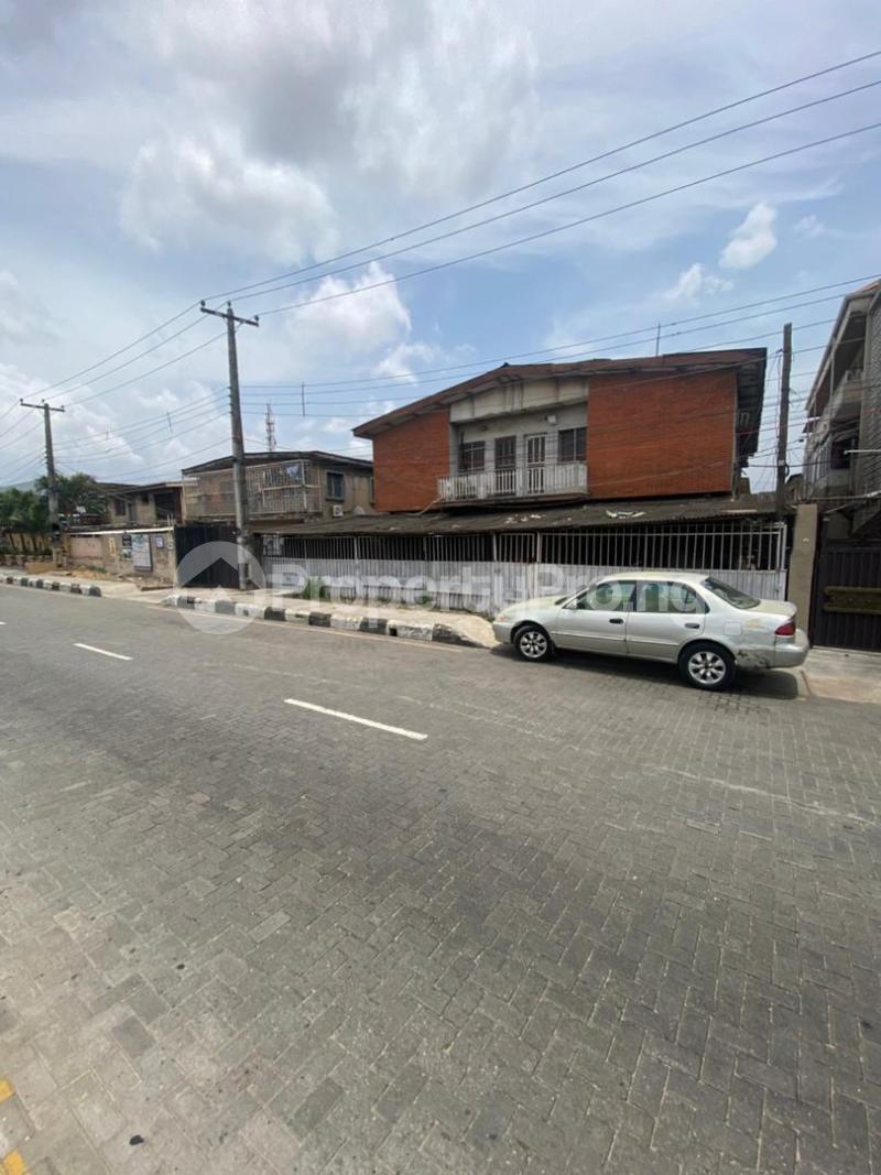 5 bedroom House for sale Babs Animashaun Via Bode Thomas Surulere Lagos - 0