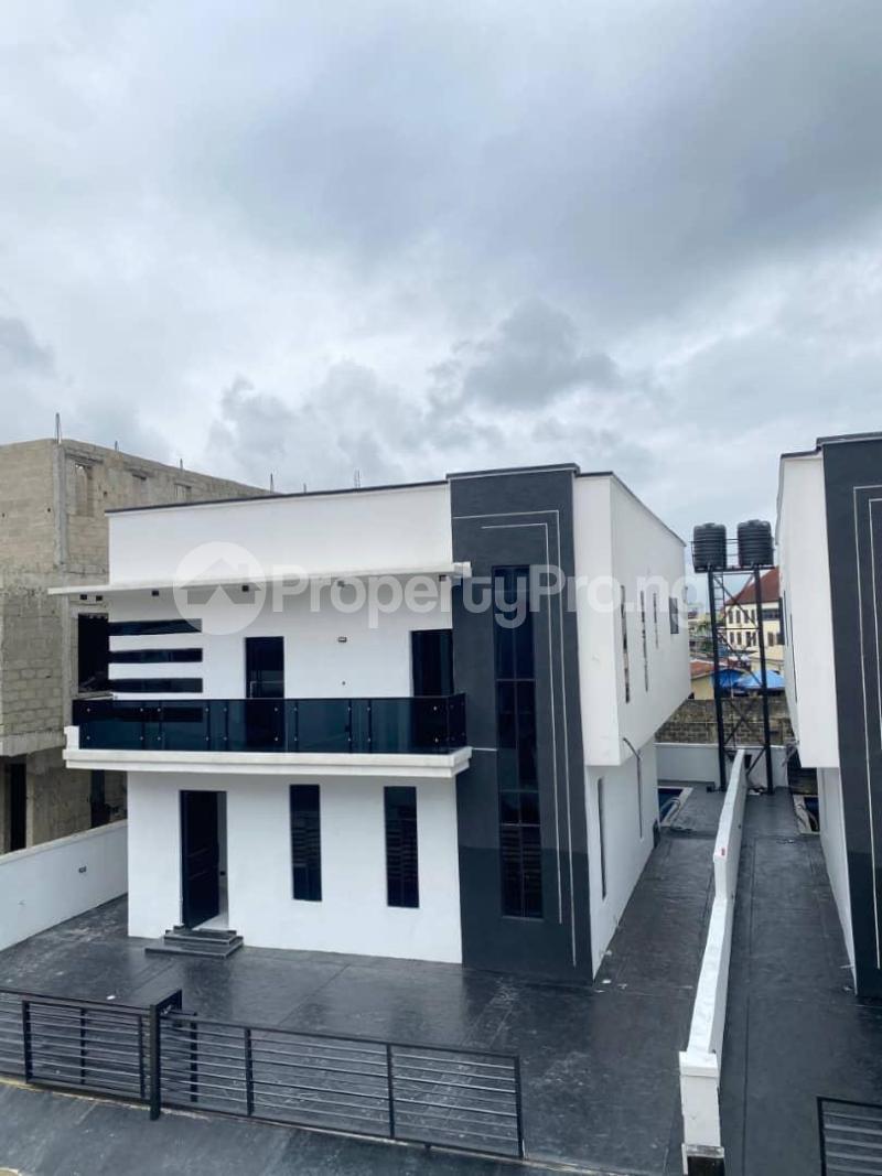 5 bedroom House for sale Chevron Lekki Lagos