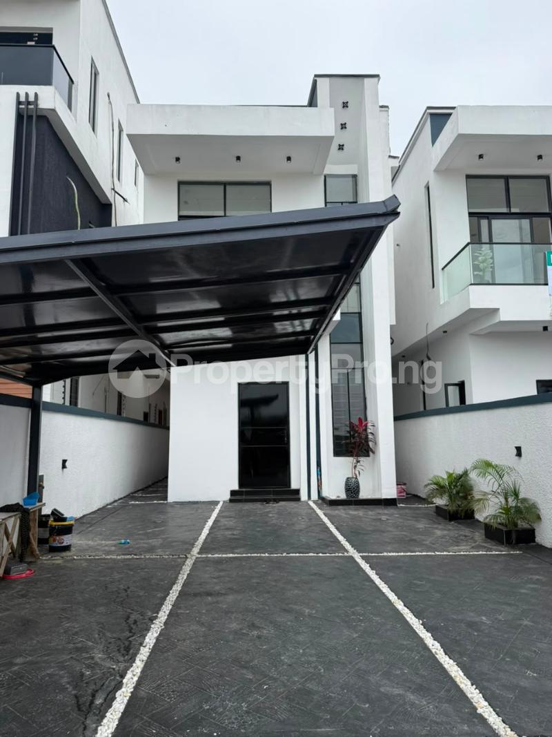 5 bedroom House for sale Sangotedo Ajah Lagos
