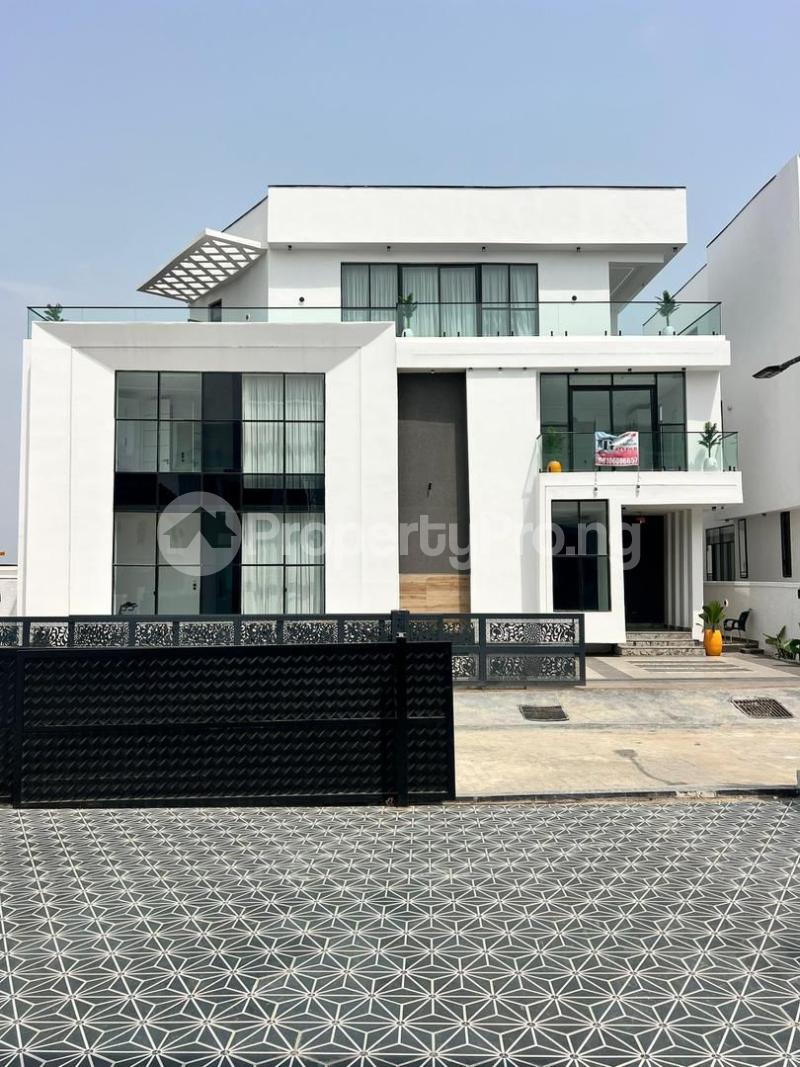 5 bedroom House for sale Chevron Lekki Lagos