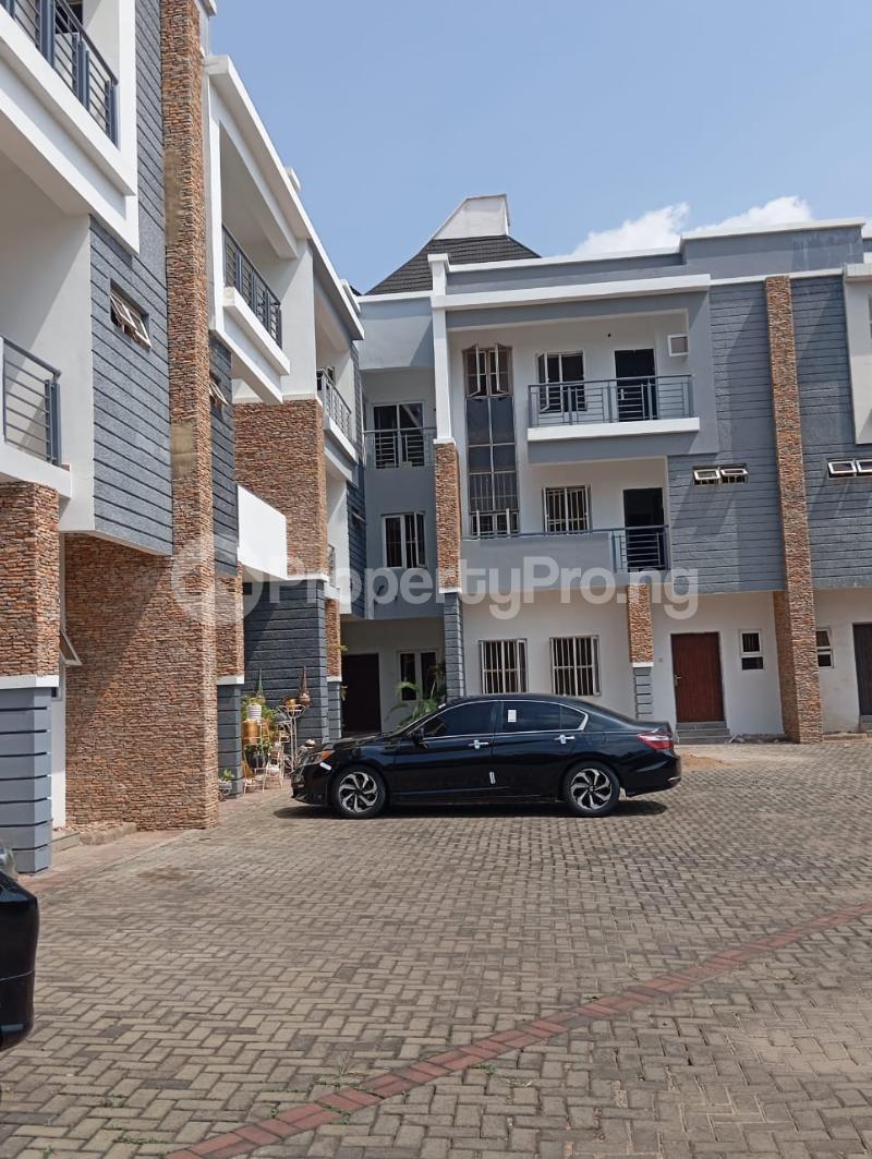 5 bedroom House for rent Guzape Abuja