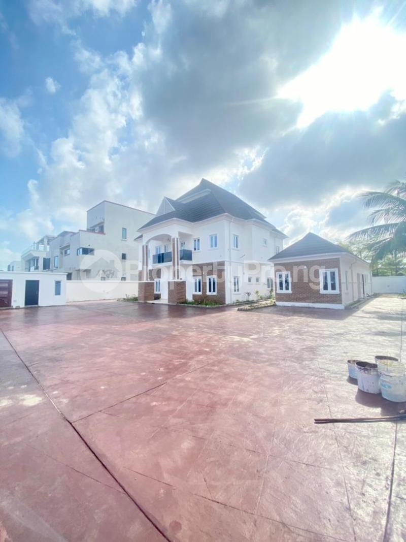 5 bedroom House for sale Osapa london Lekki Lagos