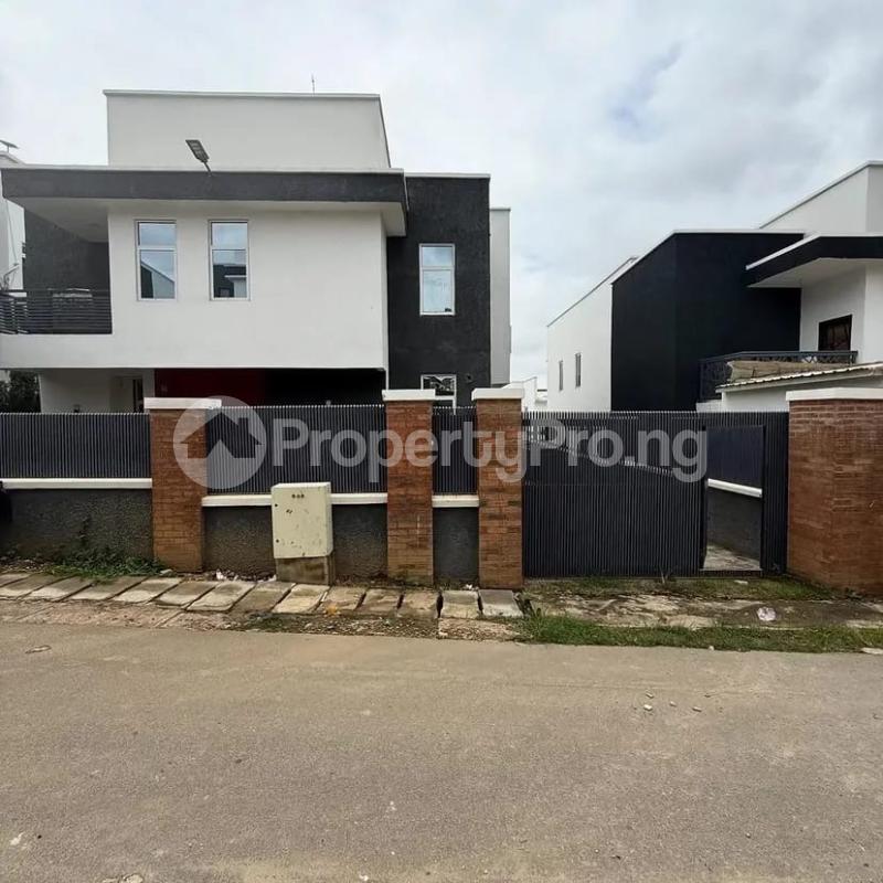 5 bedroom House for sale Gwarinpa Abuja