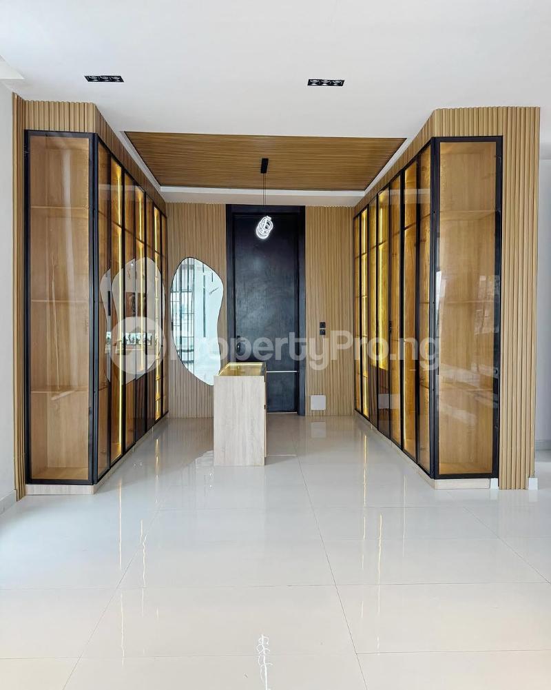 5 bedroom House for sale chevron Lekki Lagos