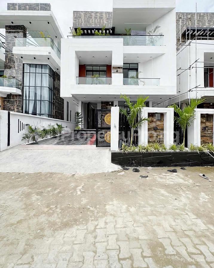 5 bedroom House for sale chevron Lekki Lagos