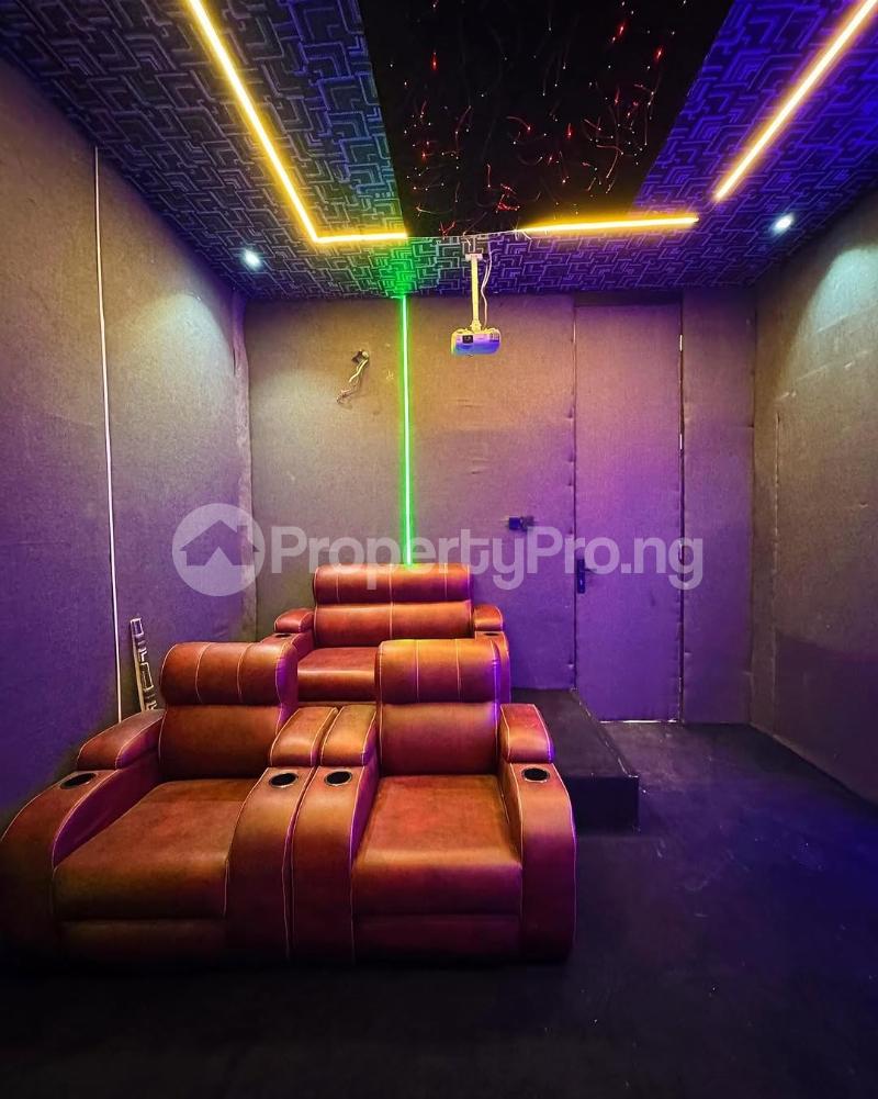 5 bedroom House for sale chevron Lekki Lagos