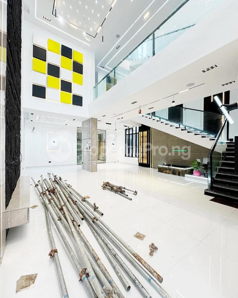 5 bedroom House for sale chevron Lekki Lagos