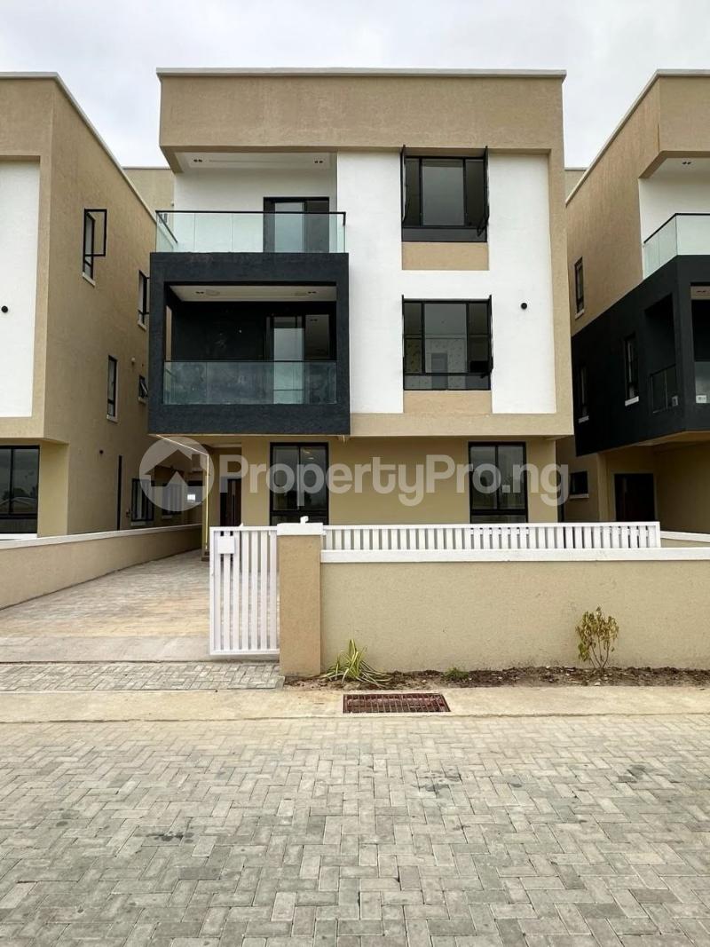 5 bedroom House for sale Osapa london Lekki Lagos