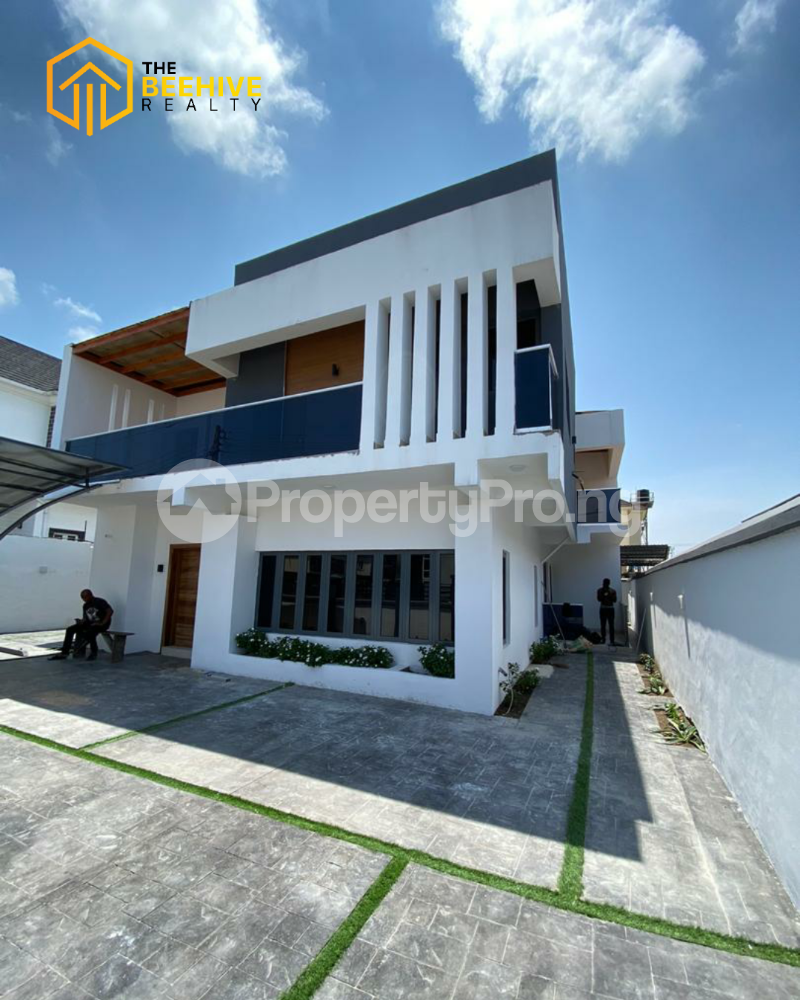 5 bedroom House for sale chevron Lekki Lagos