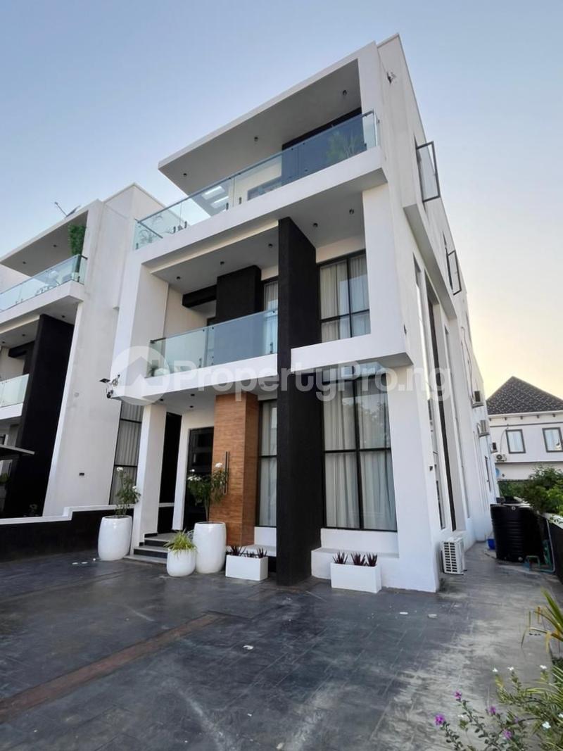 5 bedroom House for sale Lekki County Lekki Lagos