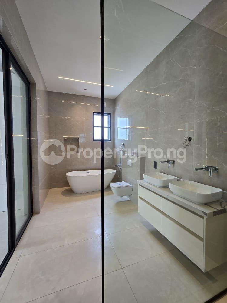 5 bedroom House for sale chevron Lekki Lagos