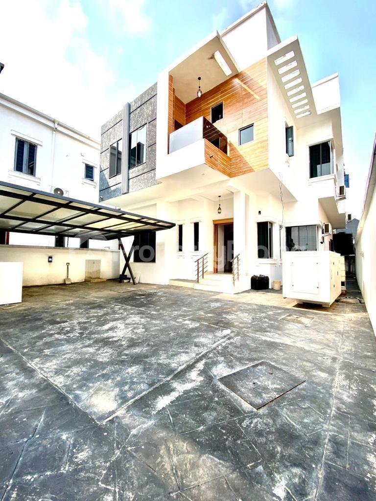 5 bedroom House for sale chevron Lekki Lagos