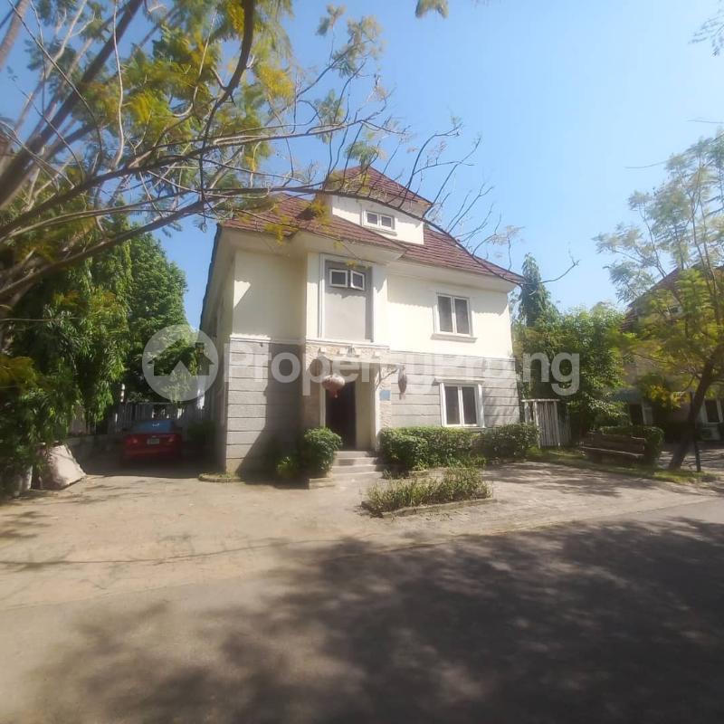 5 bedroom House for rent Brains And Hammers Estate Opposite Godab Life Camp Abuja