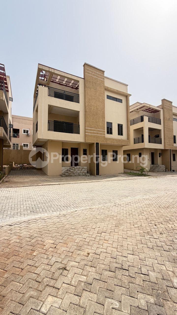 5 bedroom House for sale Life Camp Abuja