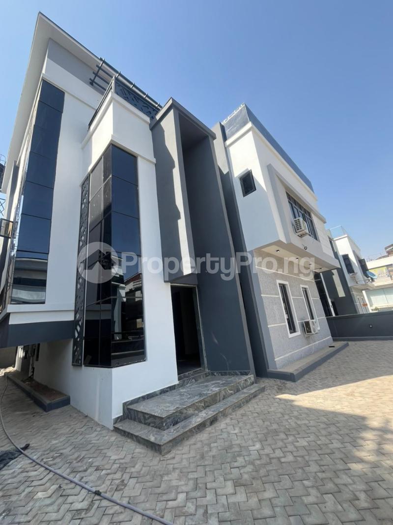 5 bedroom House for sale Guzape Abuja