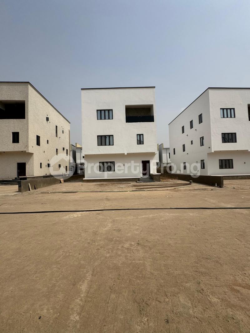 5 bedroom House for sale Mabushi Abuja