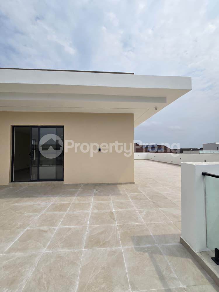5 bedroom House for sale chevron Lekki Lagos