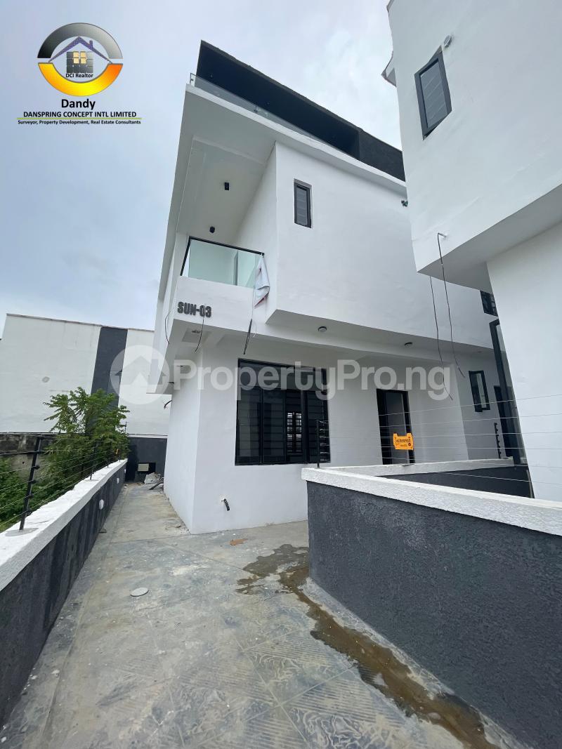 5 bedroom House for sale Sangotedo Ajah Lagos