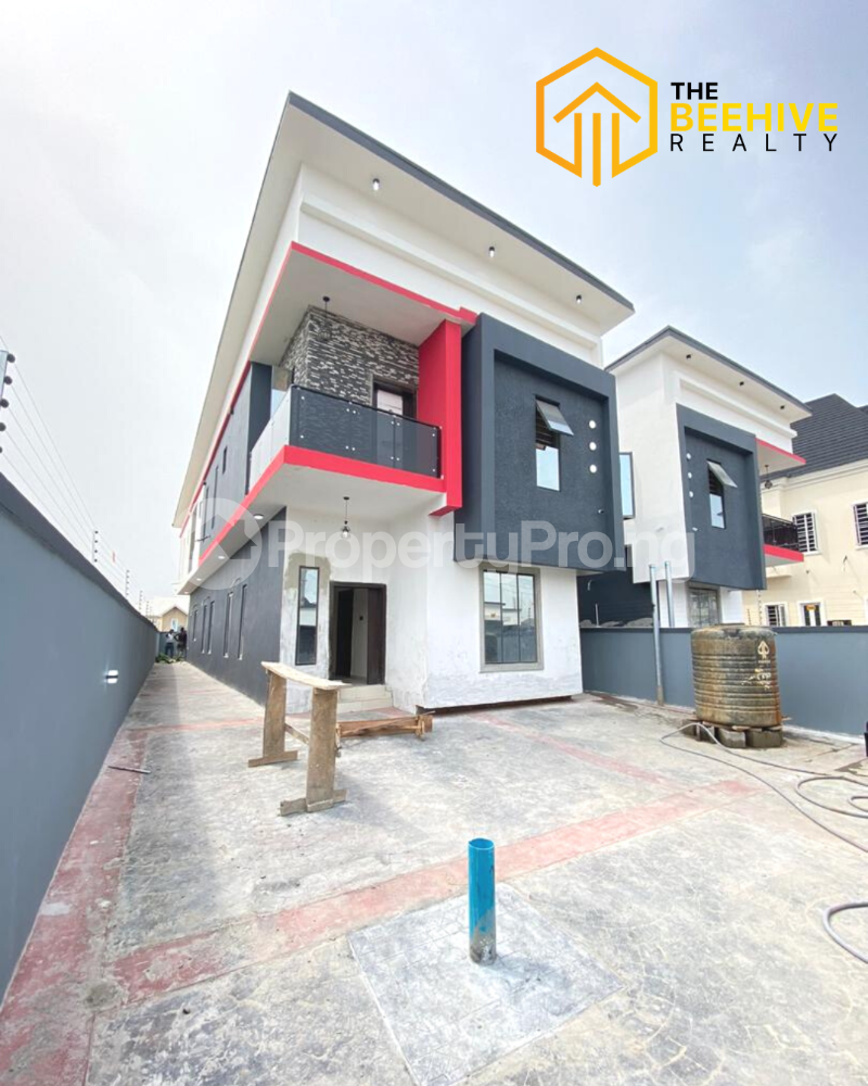 5 bedroom House for sale Ologolo Lekki Lagos