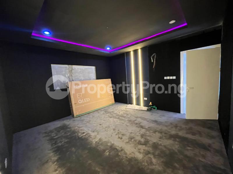 5 bedroom House for sale Osapa london Lekki Lagos